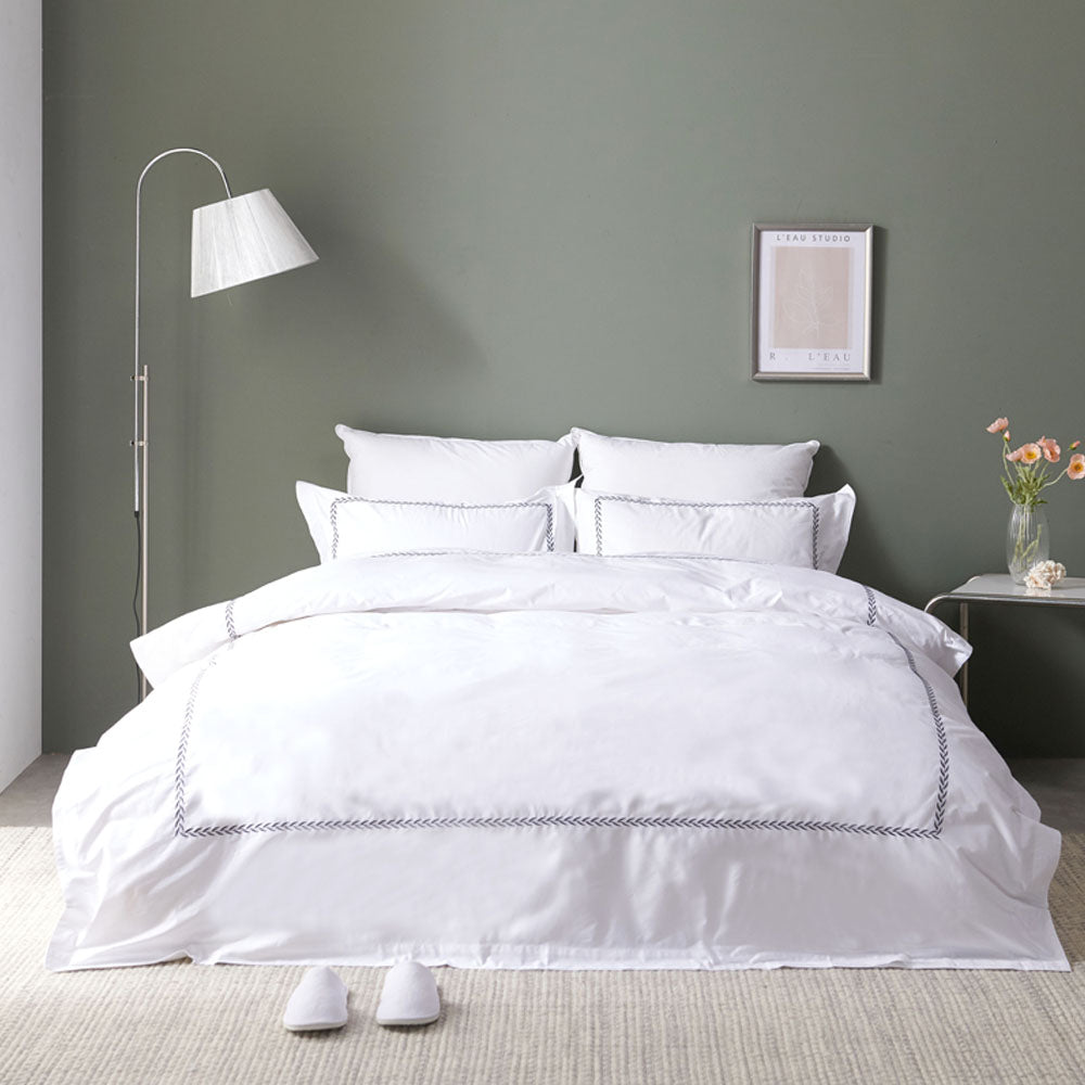 Suite 300TC 100% Cotton Embroidered Duvet Cover